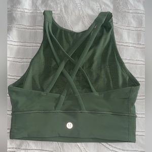 Lululemon crop top